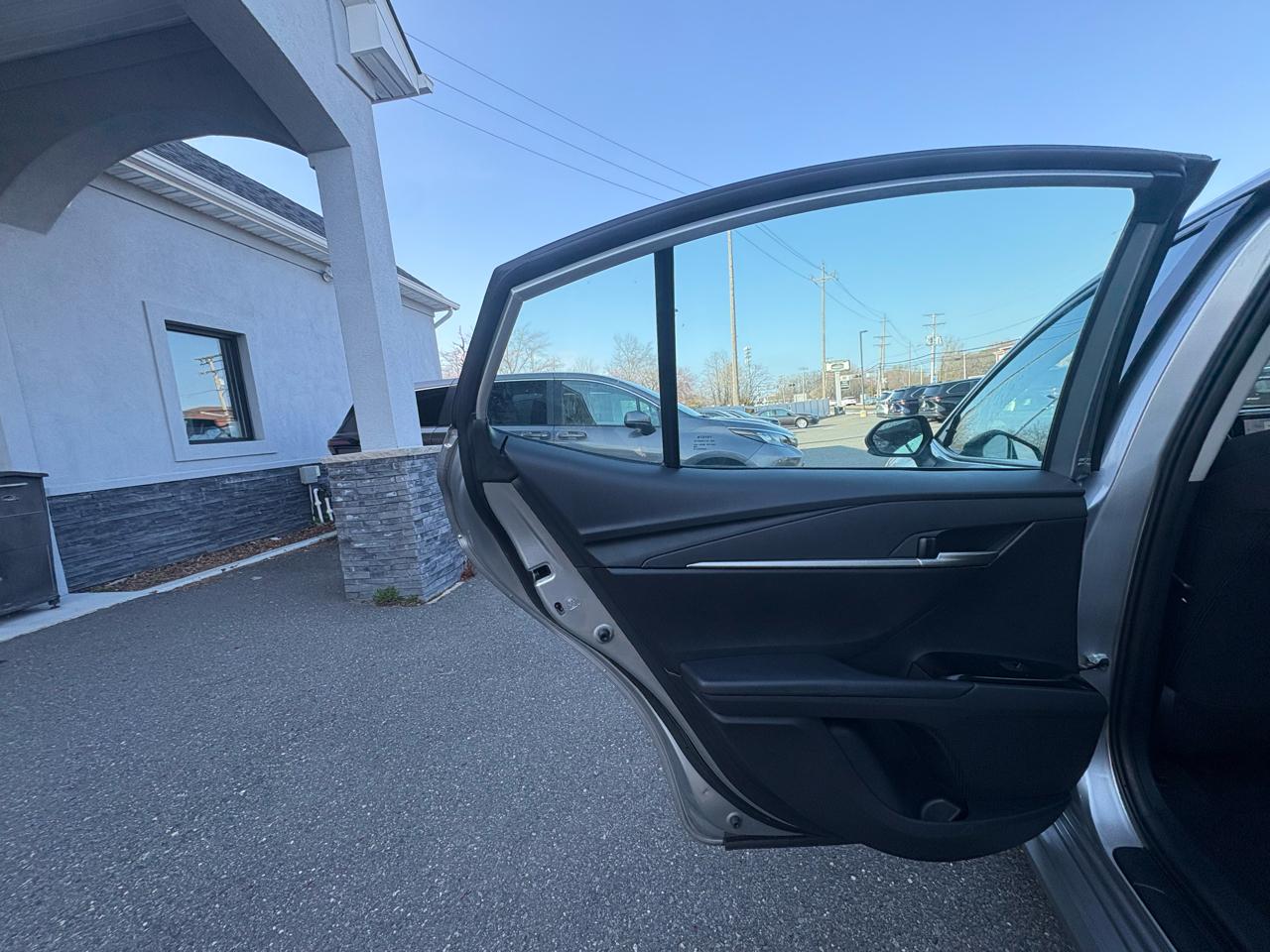 Toyota Camry XLE (Natl) 2025