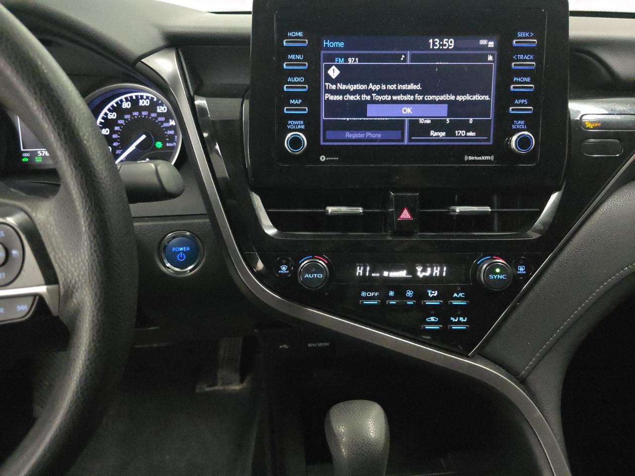 Toyota Camry Hybrid LE CVT (Natl) 2022