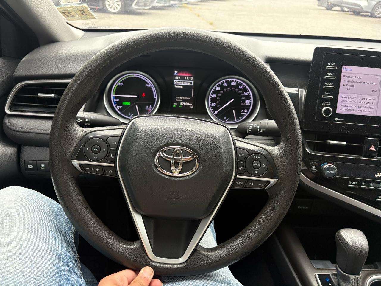 Toyota Camry Hybrid LE CVT (Natl) 2022