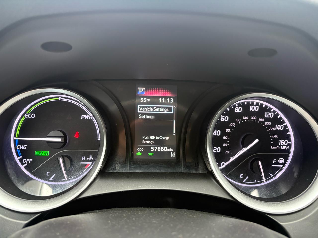 Toyota Camry Hybrid LE CVT (Natl) 2022