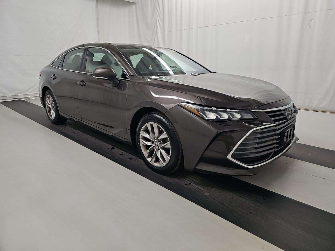 Toyota Avalon XLE 2019