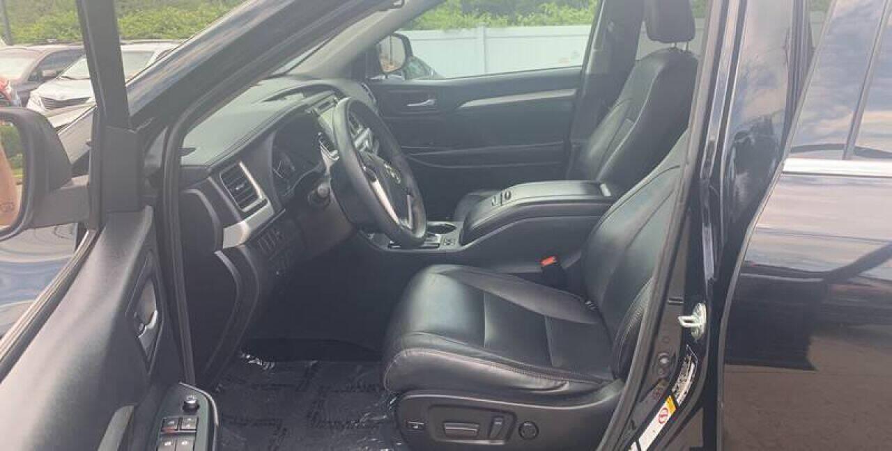 Toyota Highlander AWD 4dr V6 XLE (Natl) 2016