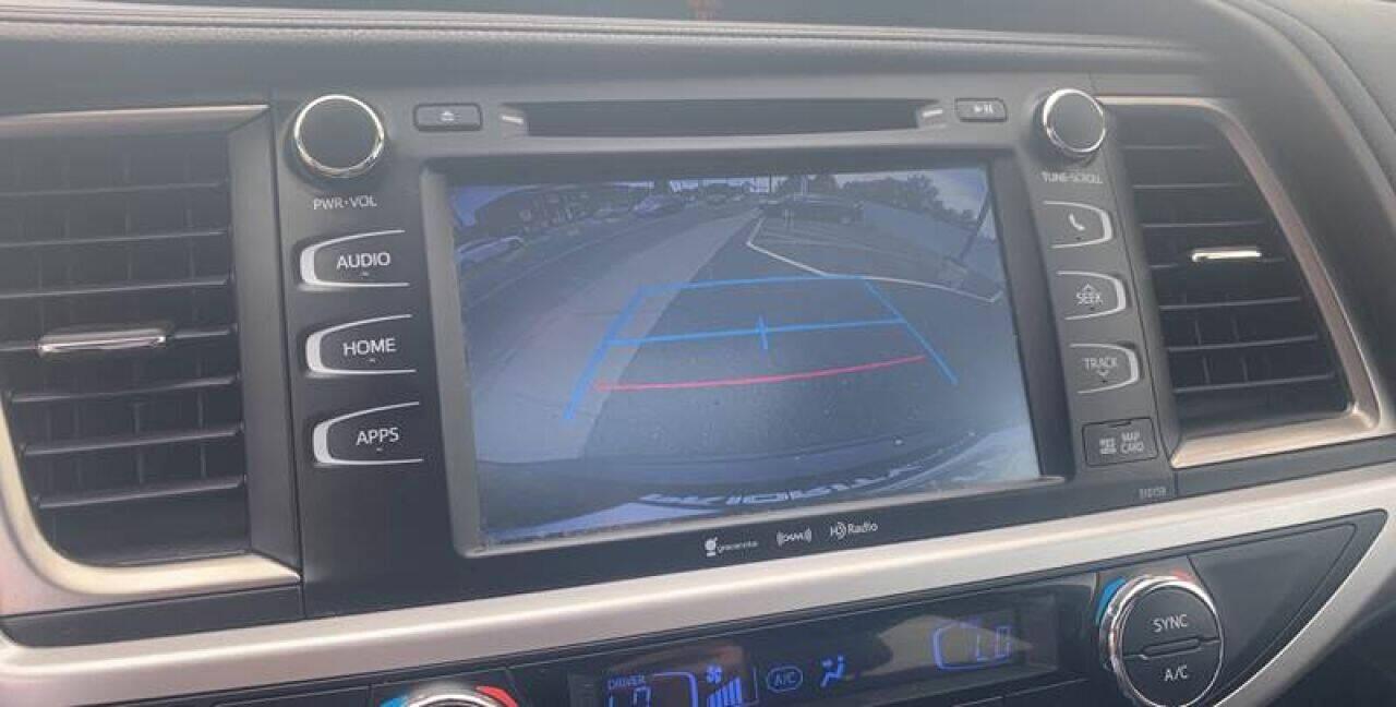 Toyota Highlander AWD 4dr V6 XLE (Natl) 2016