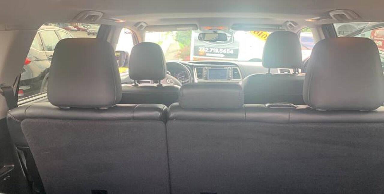 Toyota Highlander AWD 4dr V6 XLE (Natl) 2016