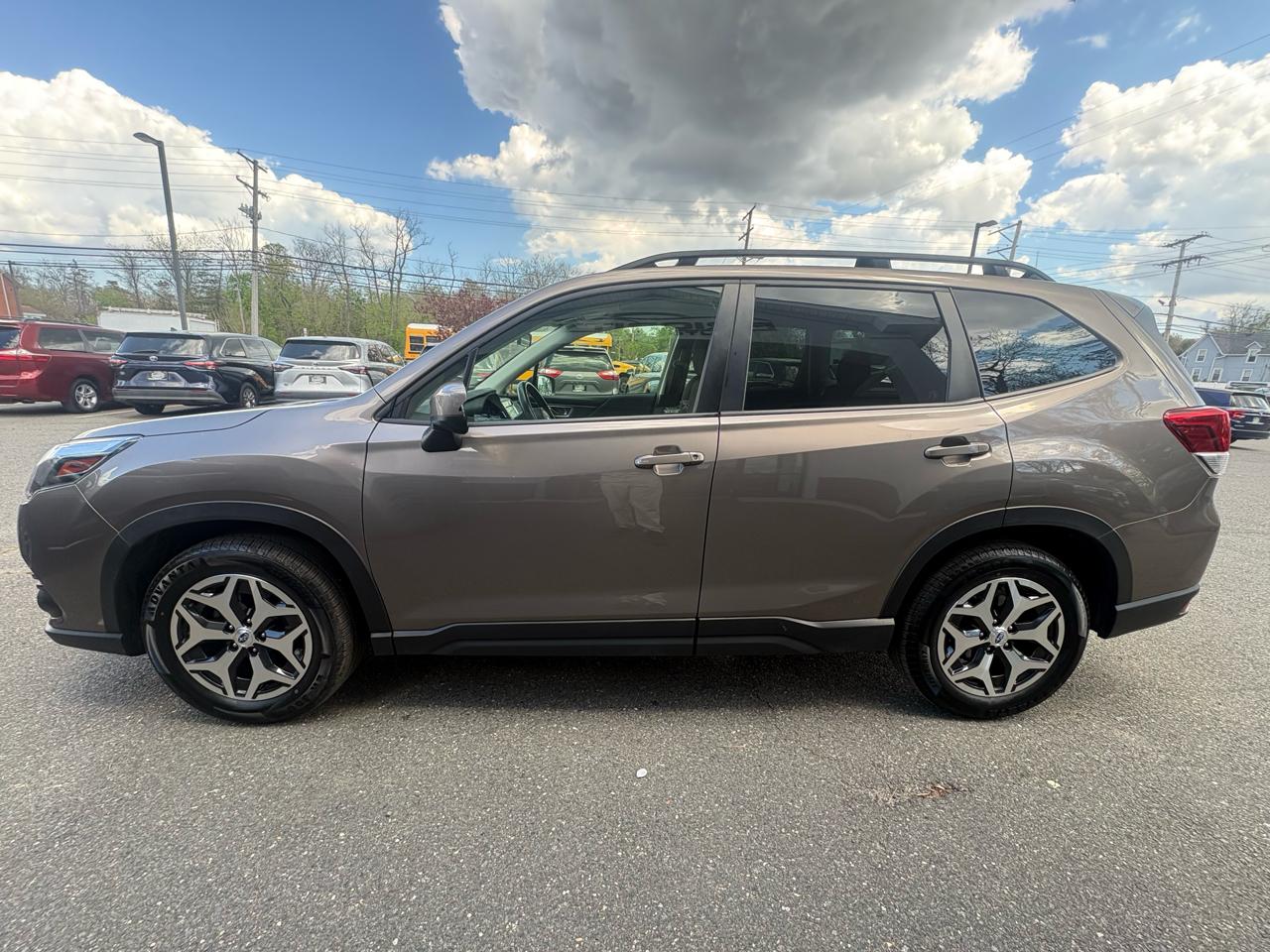 Subaru Forester Premium CVT 2022