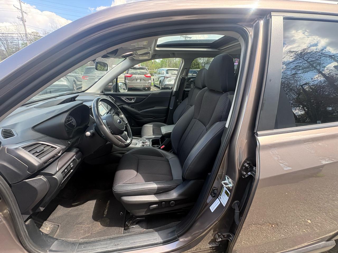 Subaru Forester Premium CVT 2022