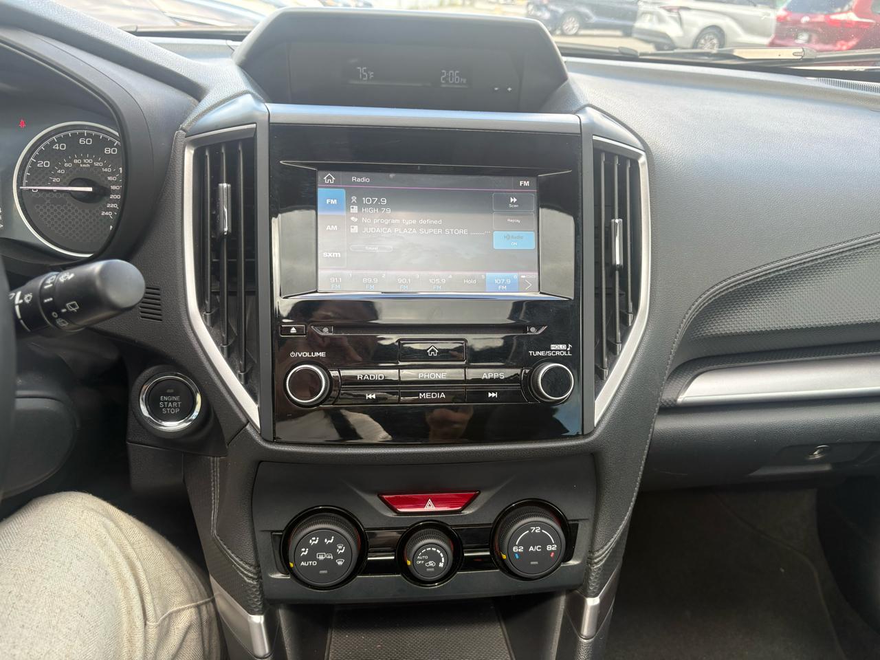 Subaru Forester Premium CVT 2022