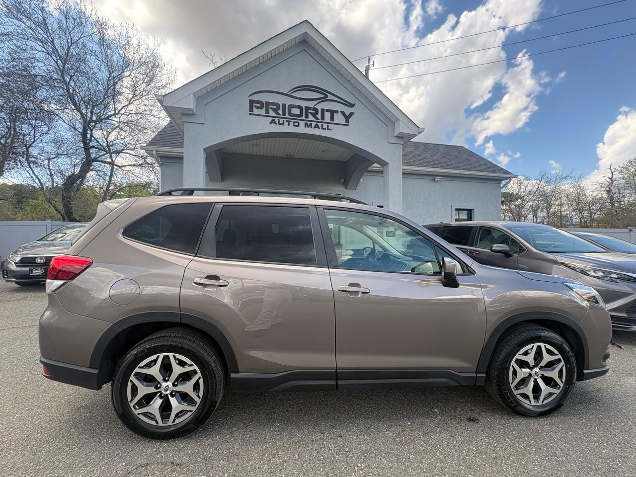 Subaru Forester Premium CVT 2022