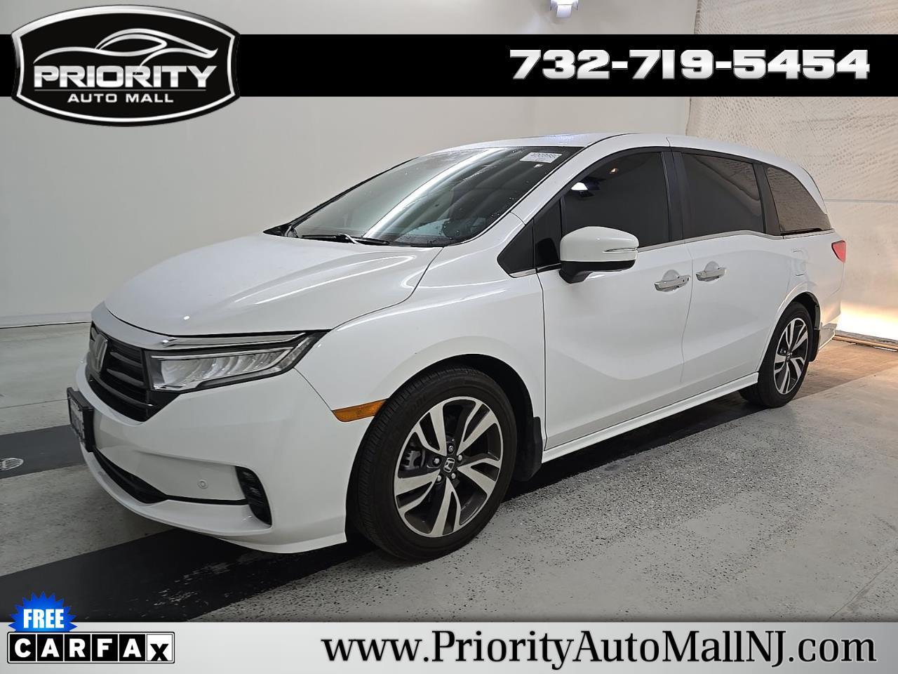 Honda Odyssey Touring Auto 2024