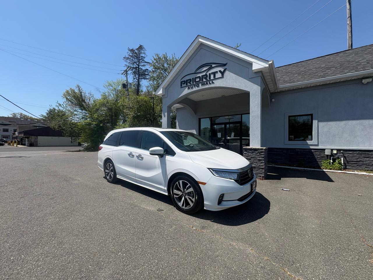 Honda Odyssey Touring Auto 2024