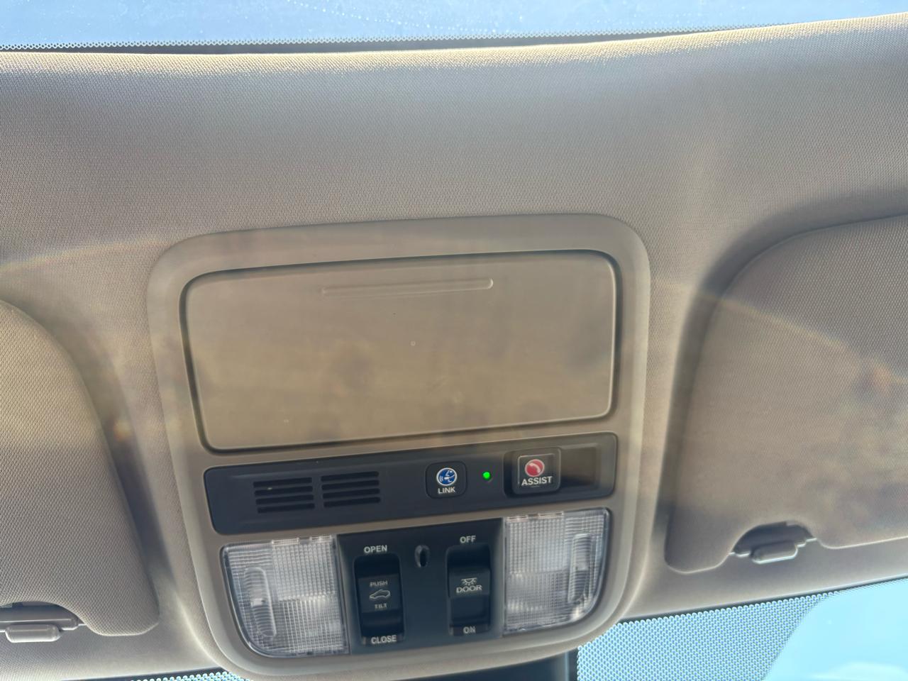 Honda Odyssey Touring Auto 2024