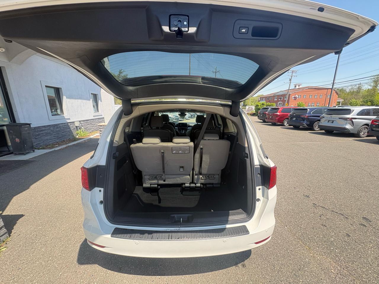 Honda Odyssey Touring Auto 2024