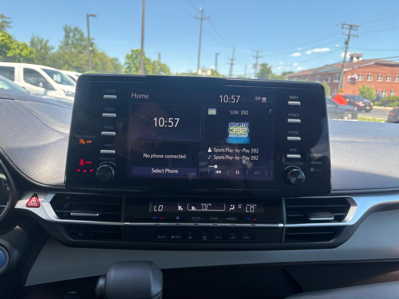 Toyota Sienna LE FWD 8-Passenger (Natl) 2021
