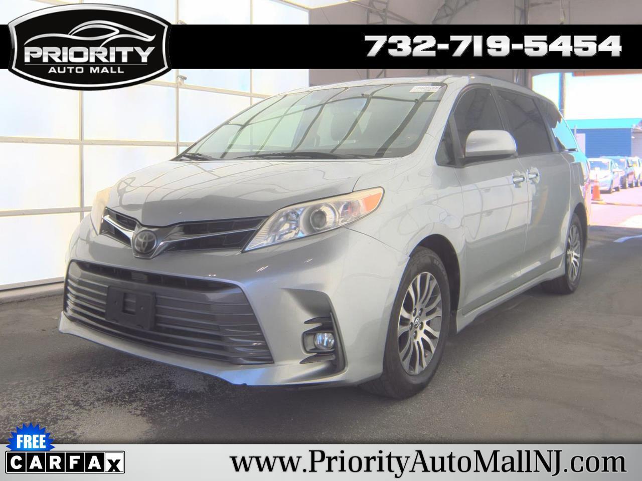 Toyota Sienna  2020