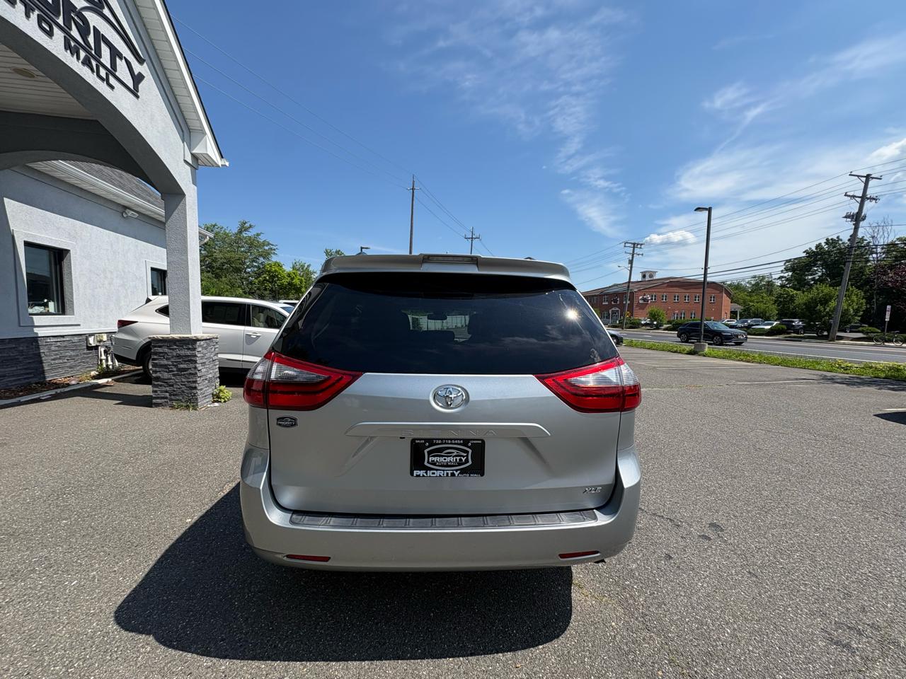 Toyota Sienna  2020