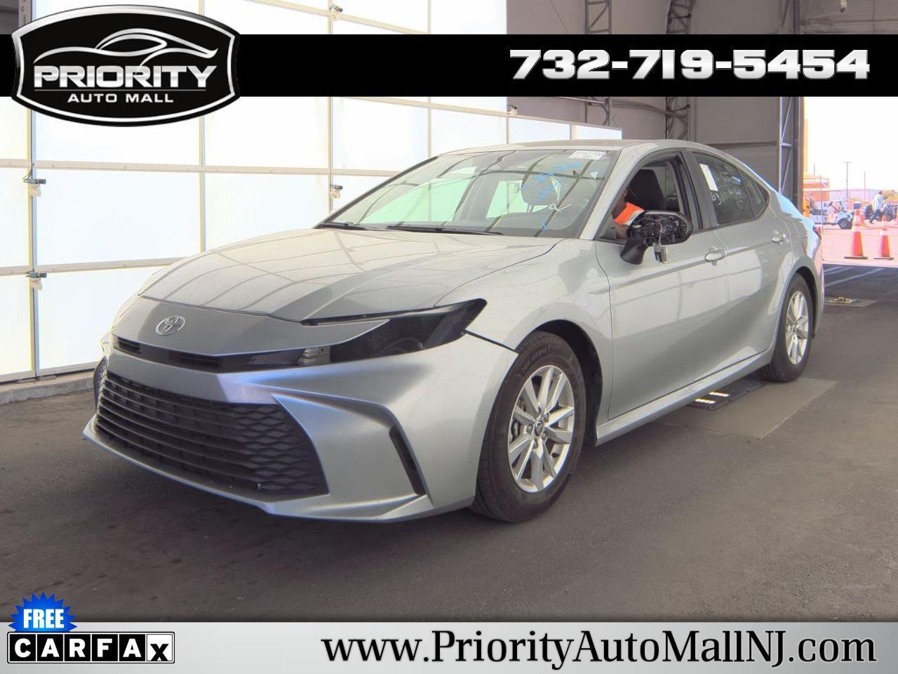 2025 Toyota Camry's photo