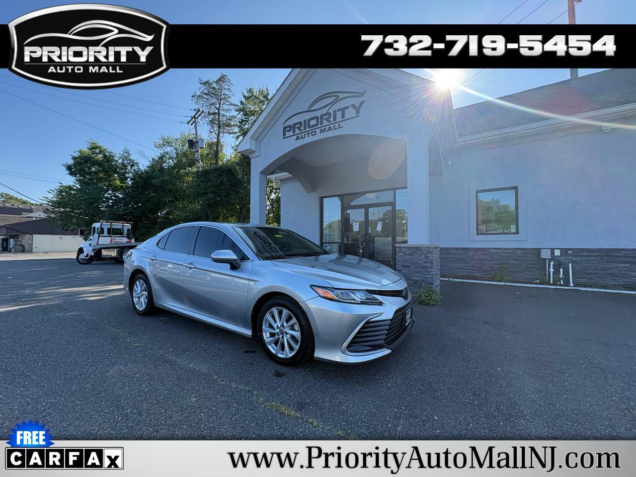 2023 Toyota Camry LE Auto (Natl)