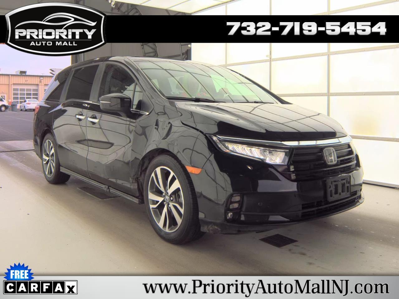 Honda Odyssey Touring Auto 2024
