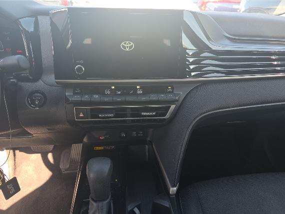 Toyota Camry LE 2025