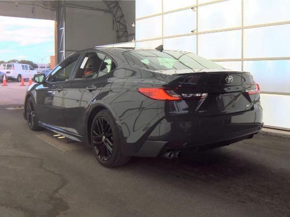 Toyota Camry SE 2025