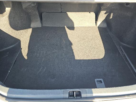 Toyota Camry SE 2025