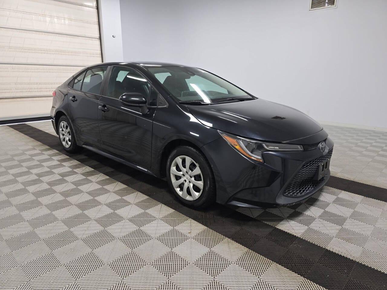 Toyota Corolla LE CVT (Natl) 2021