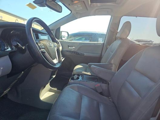 Toyota Sienna  2020