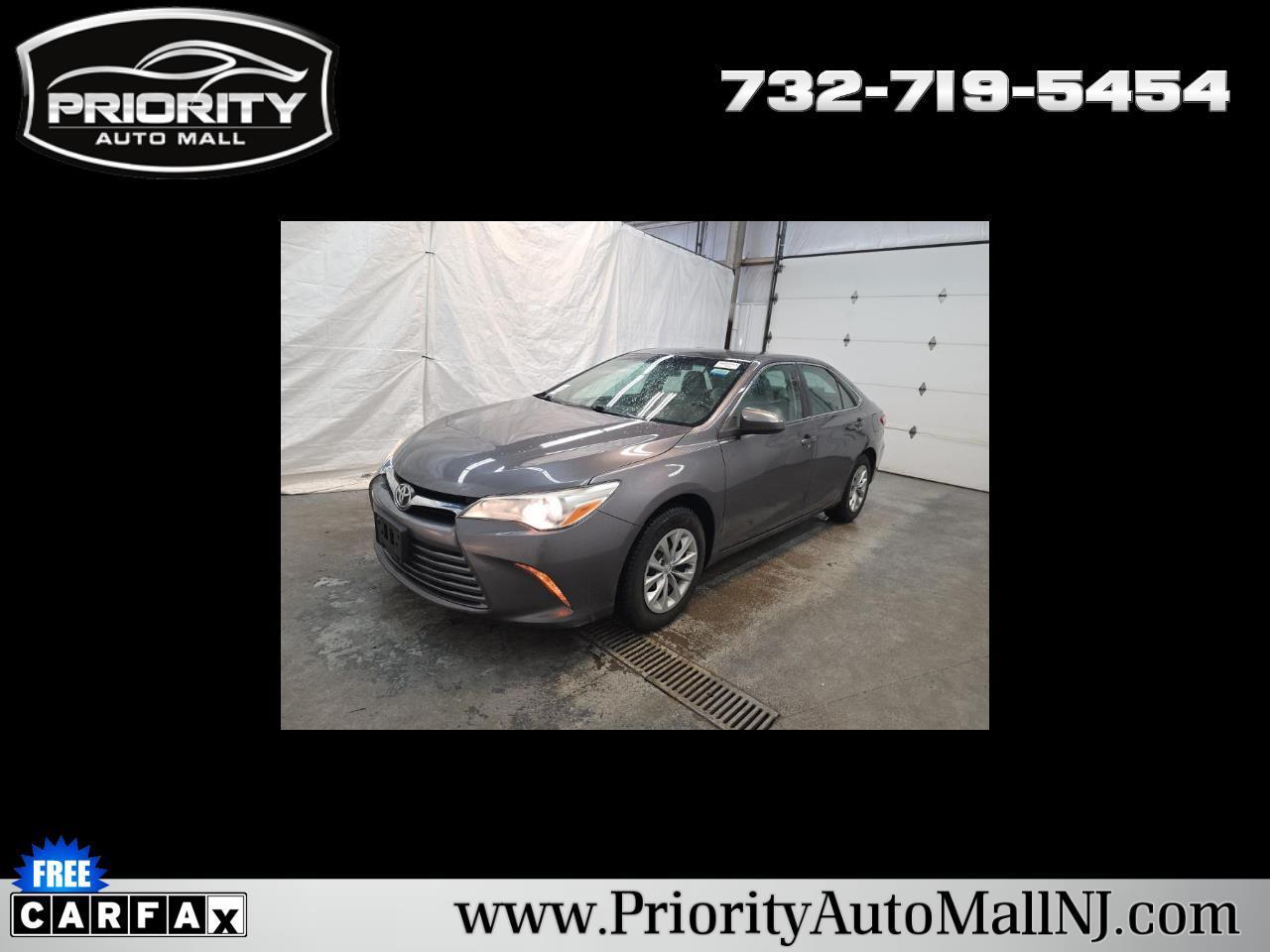 Toyota Camry 4dr Sdn I4 Auto SE w/Special Edition Pkg (Natl) 2016
