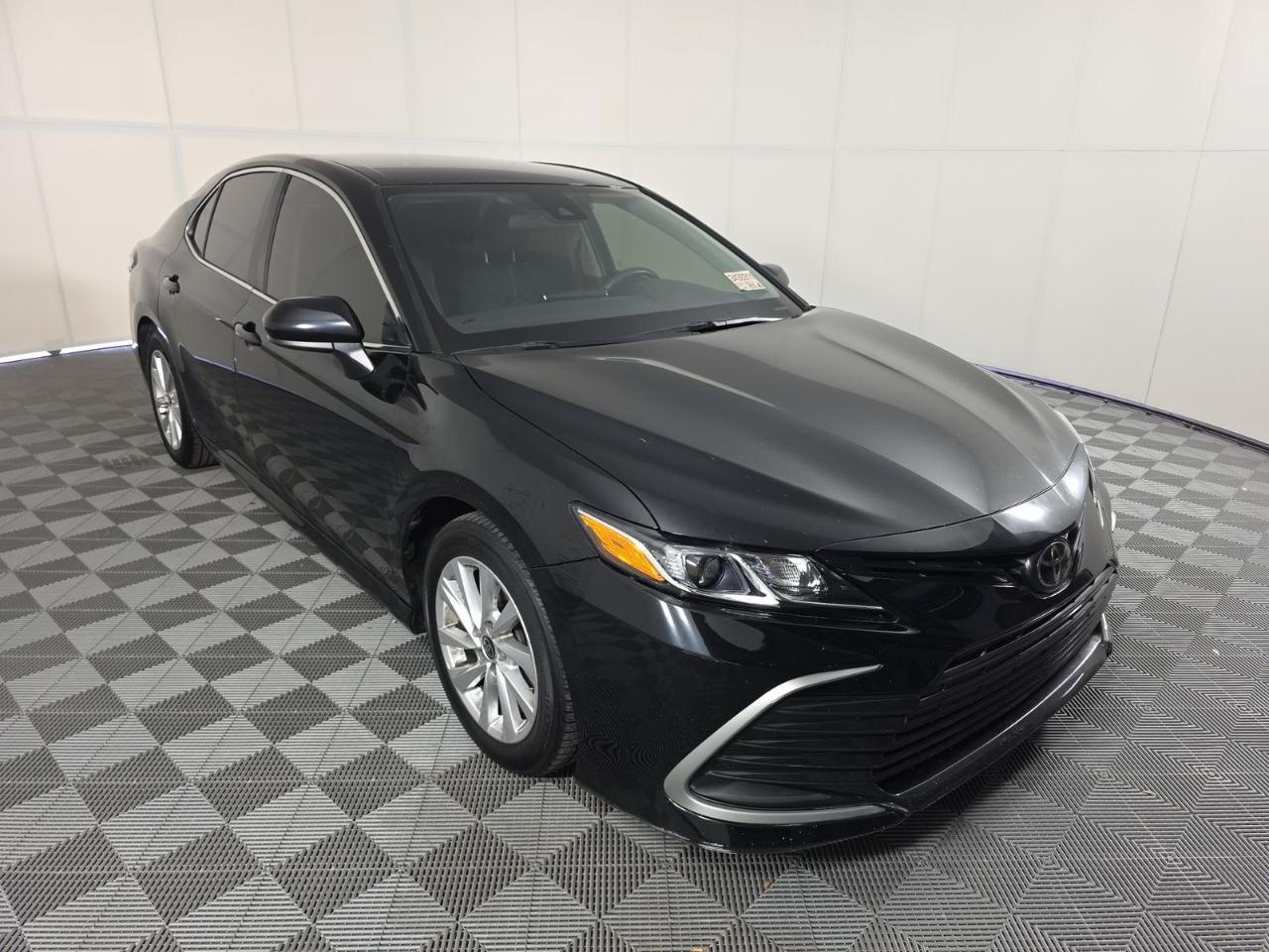 Toyota Camry LE Auto (Natl) 2023