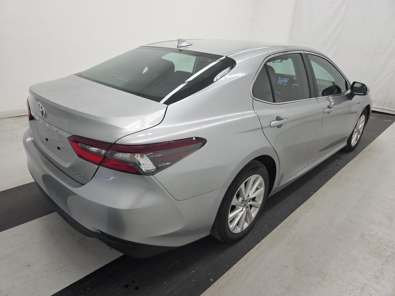 Toyota Camry LE Auto (Natl) 2024