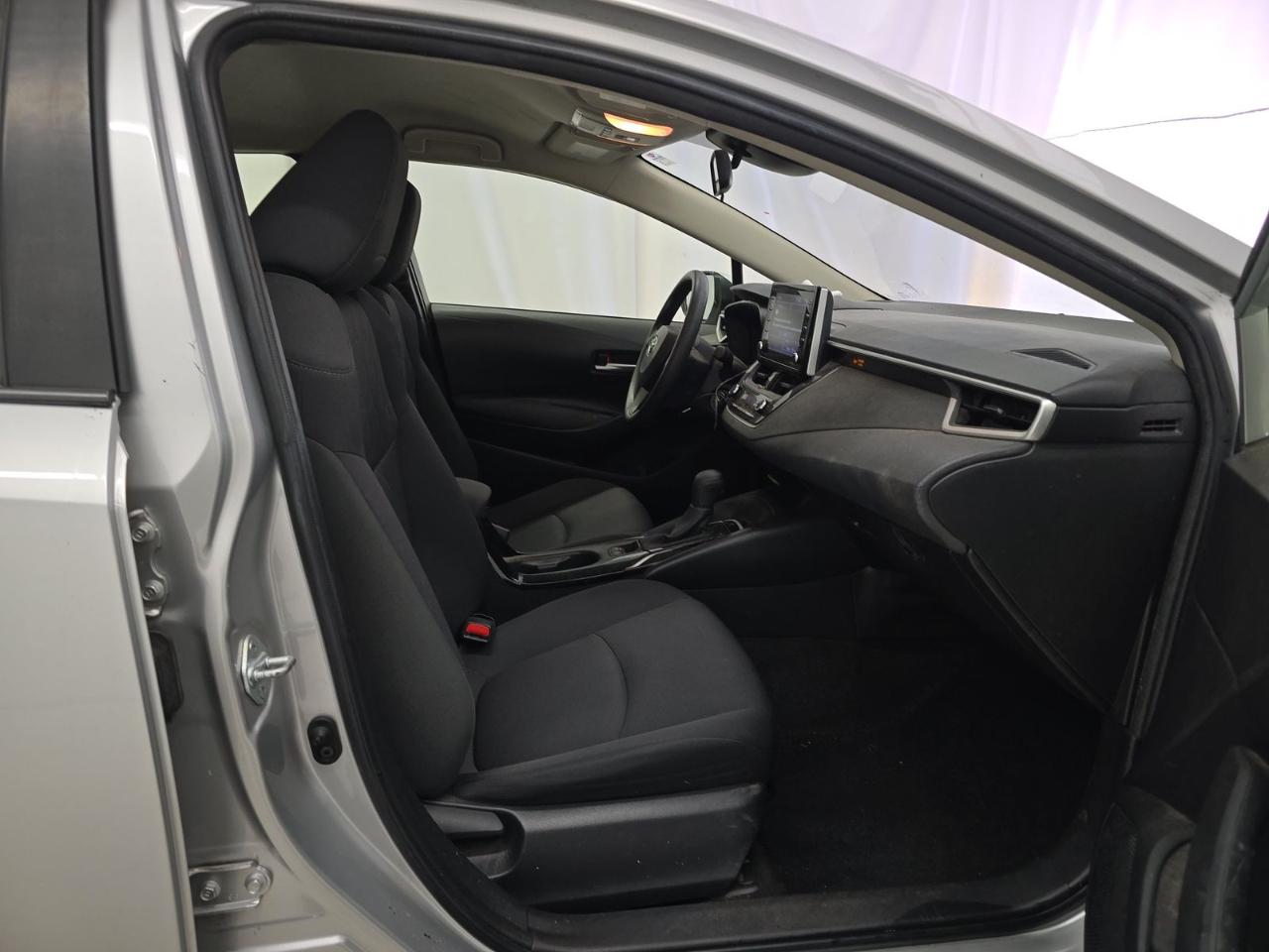 Toyota Corolla LE CVT (Natl) 2021