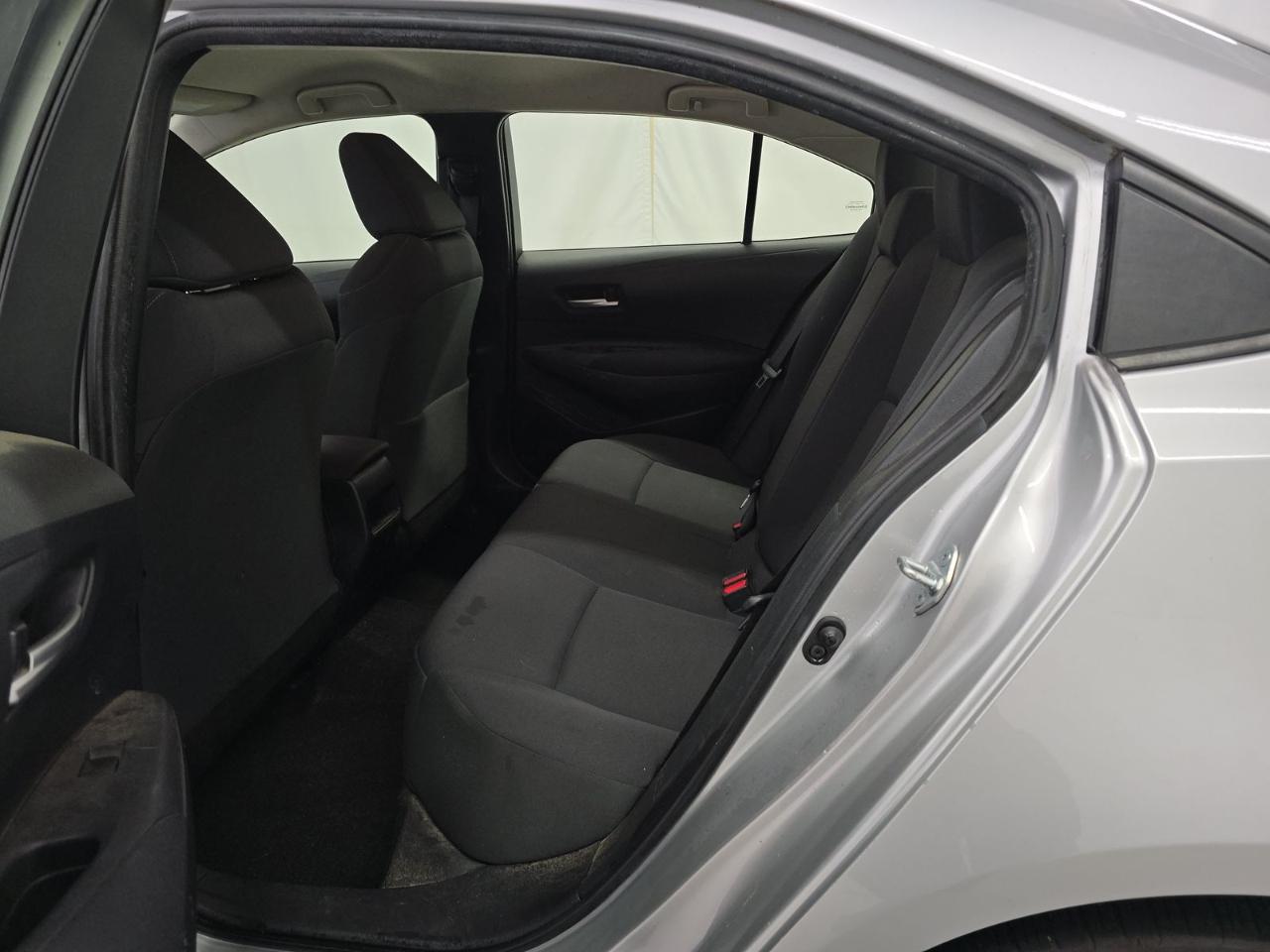 Toyota Corolla LE CVT (Natl) 2021
