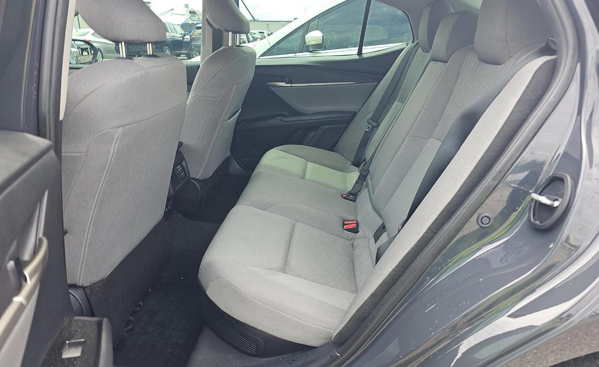 Toyota Camry LE 2025