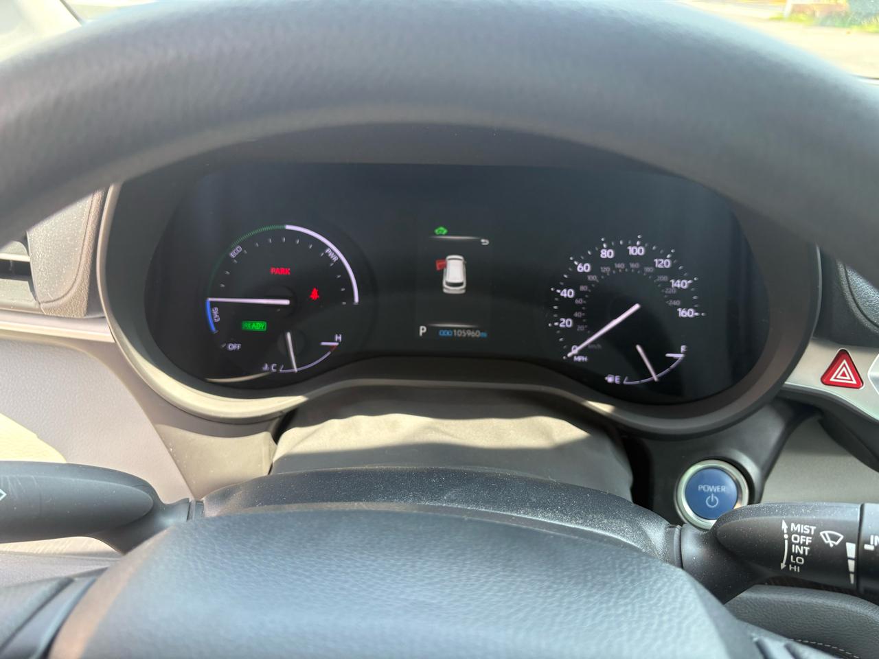 Toyota Sienna LE FWD 8-Passenger (Natl) 2023