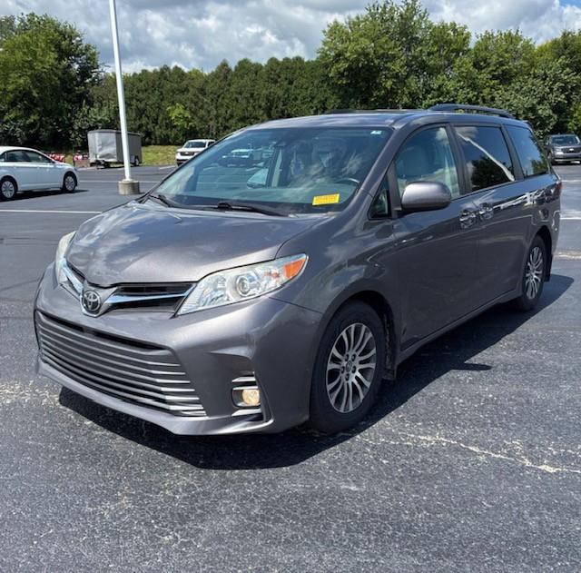 Toyota Sienna  2020