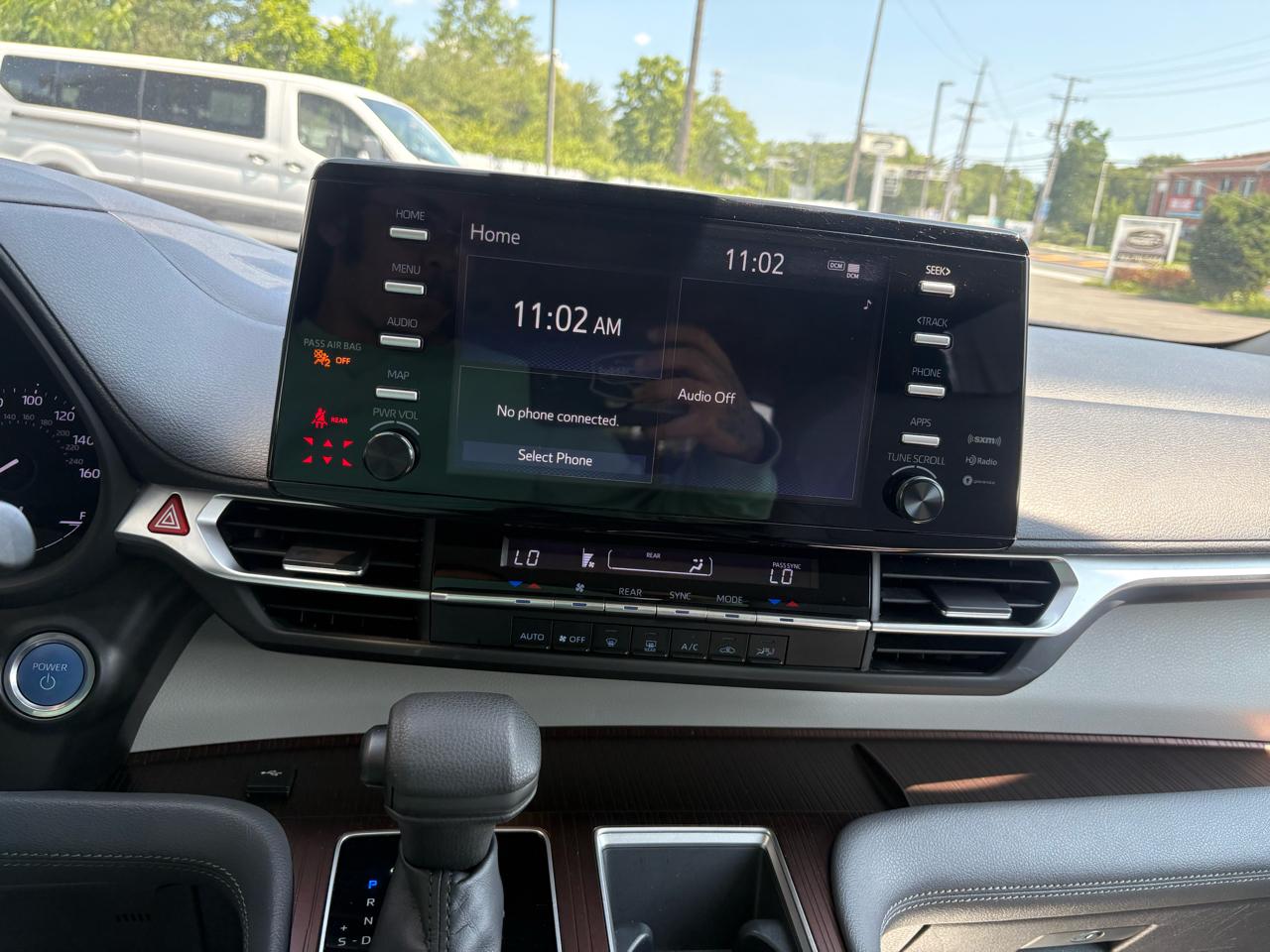 Toyota Sienna LE FWD 8-Passenger (Natl) 2022