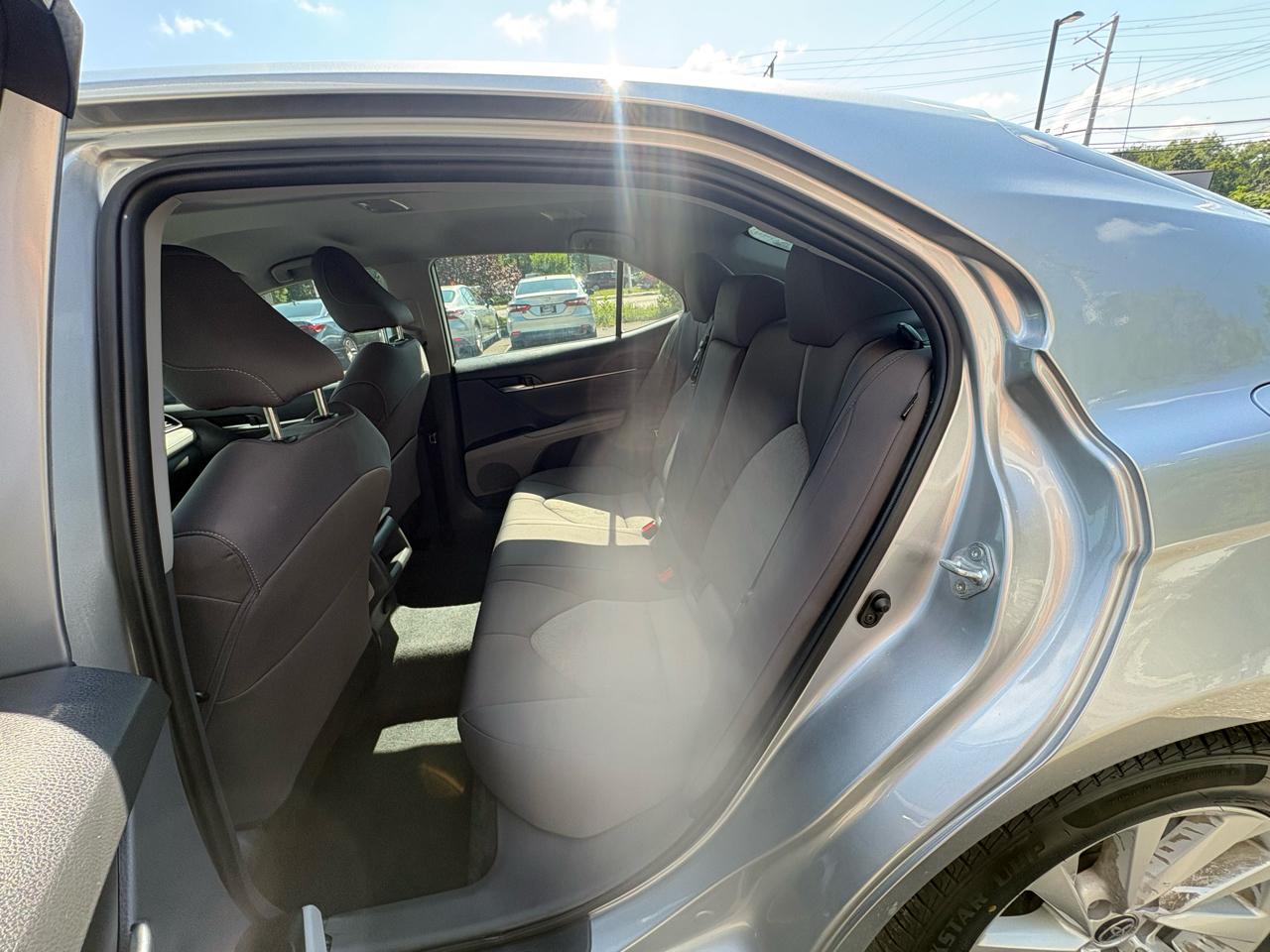 Toyota Camry LE Auto (Natl) 2022