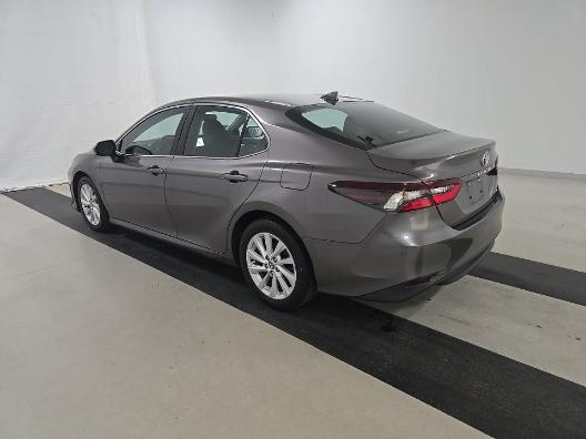 Toyota Camry LE Auto (Natl) 2022