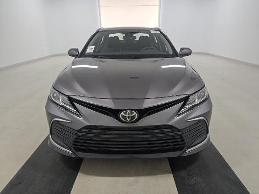 Toyota Camry LE Auto (Natl) 2022