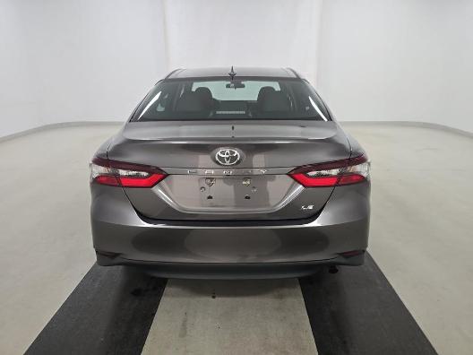 Toyota Camry LE Auto (Natl) 2022