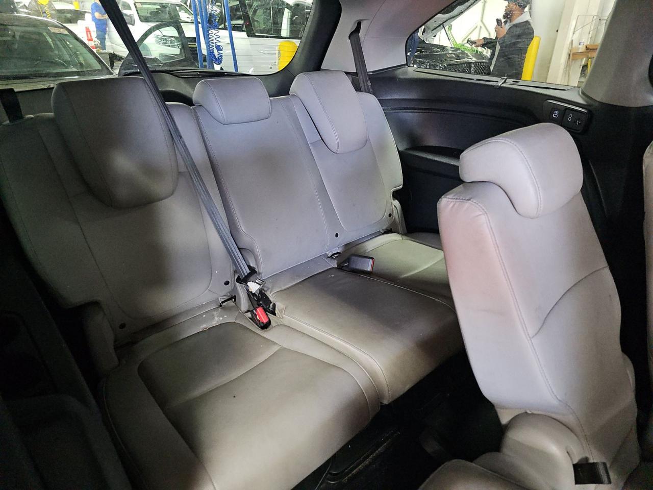 Honda Odyssey Touring Auto 2023