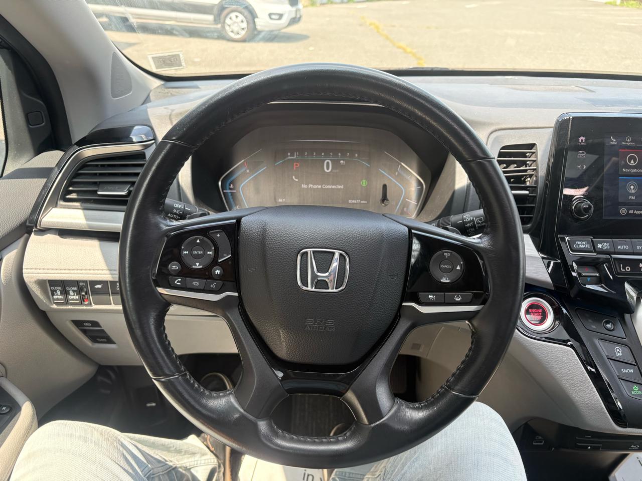Honda Odyssey Touring Auto 2023
