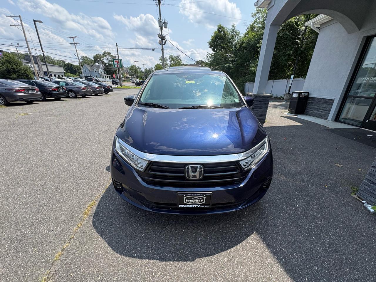 Honda Odyssey Touring Auto 2023