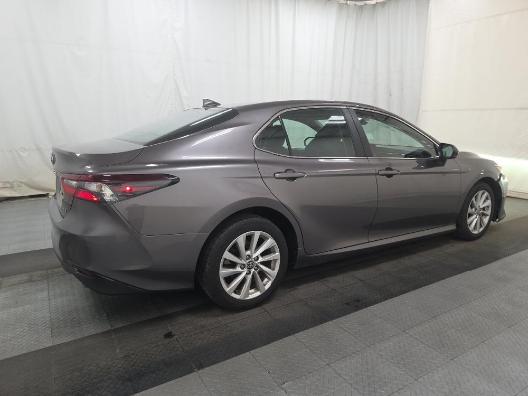 Toyota Camry LE Auto (Natl) 2021