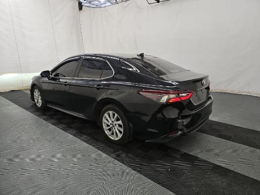 Toyota Camry LE Auto (Natl) 2021