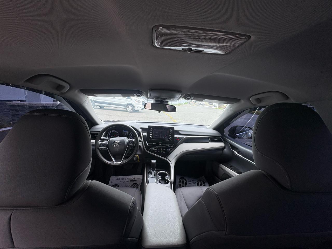 Toyota Camry LE Auto (Natl) 2021