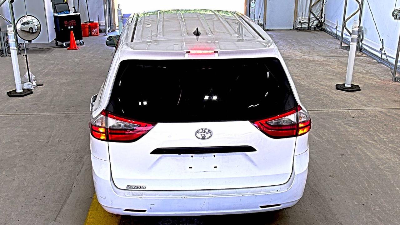Toyota Sienna L FWD 7-Passenger (Natl) 2020