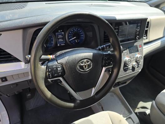 Toyota Sienna L FWD 7-Passenger (Natl) 2020