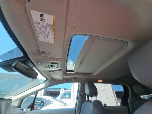 Toyota Sienna XLE FWD 8-Passenger (Natl) 2023