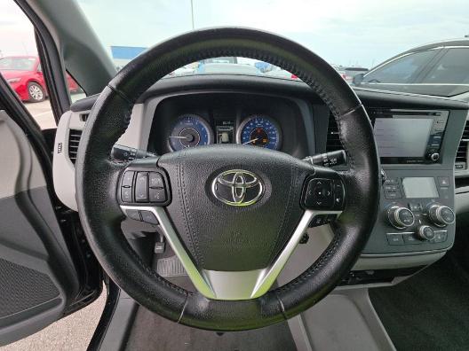 Toyota Sienna  2020
